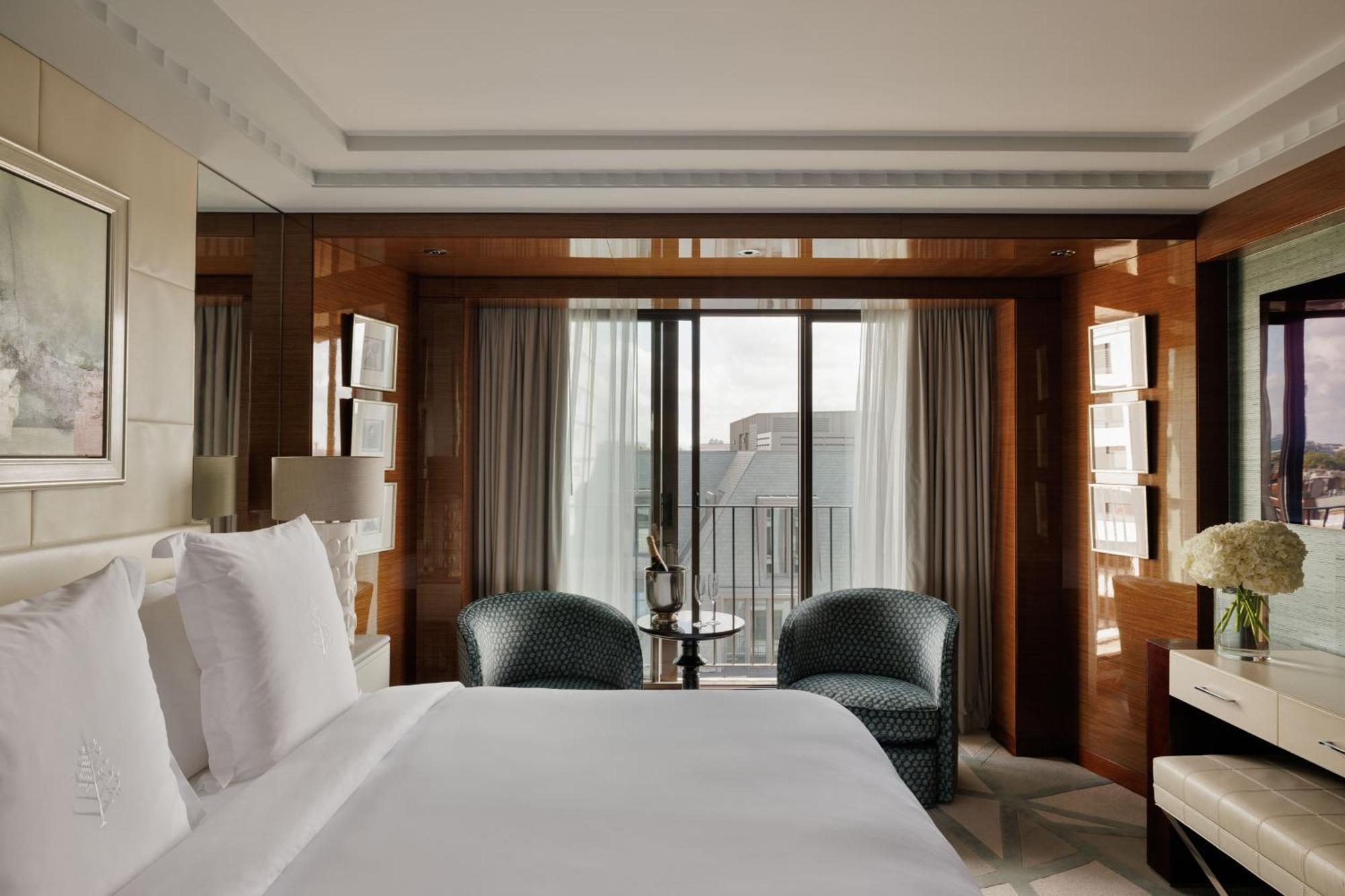 Four Seasons Hotel London At Park Lane Экстерьер фото
